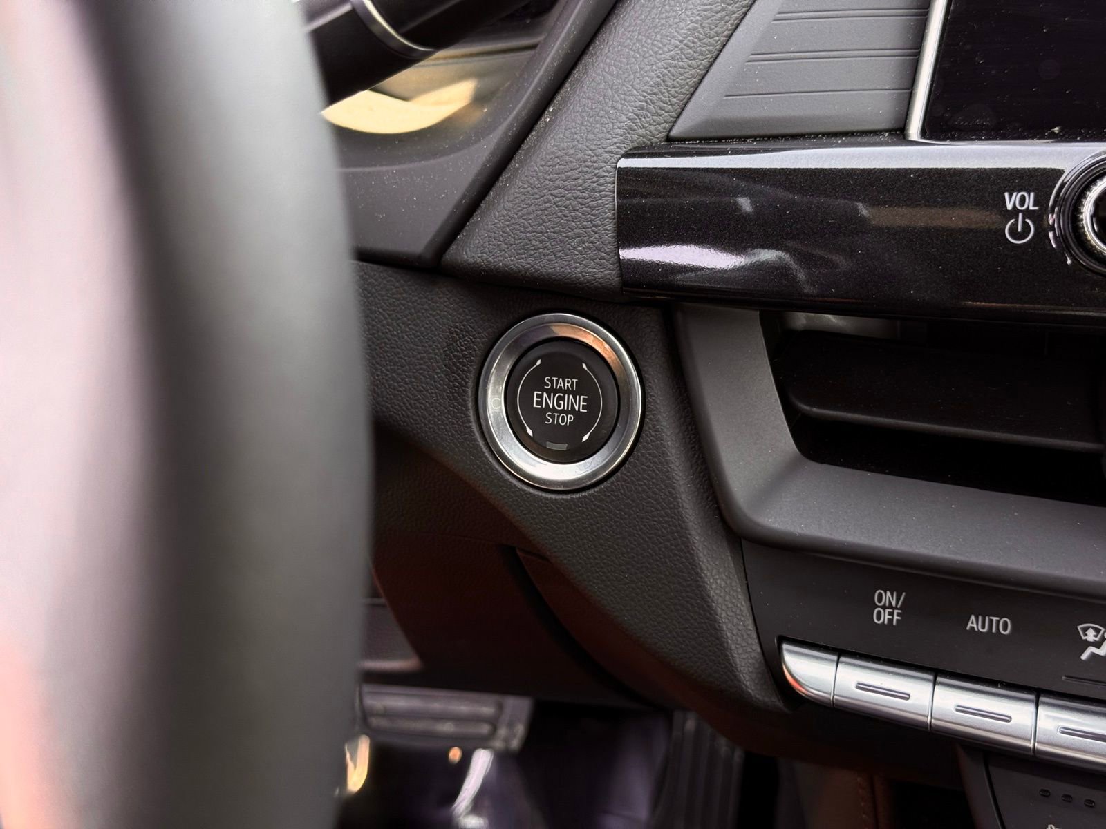 Used 2026 Cadillac CT4 Premium Luxury RWD image 37