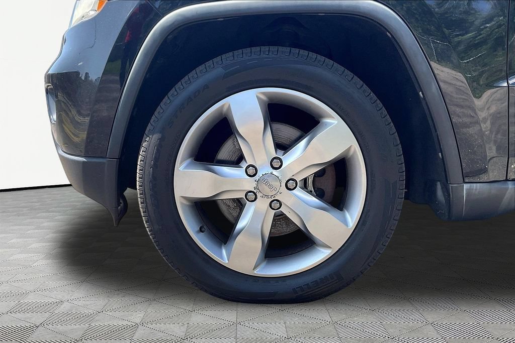 Used 2012 Jeep Grand Cherokee Overland AWD/4WD image 37