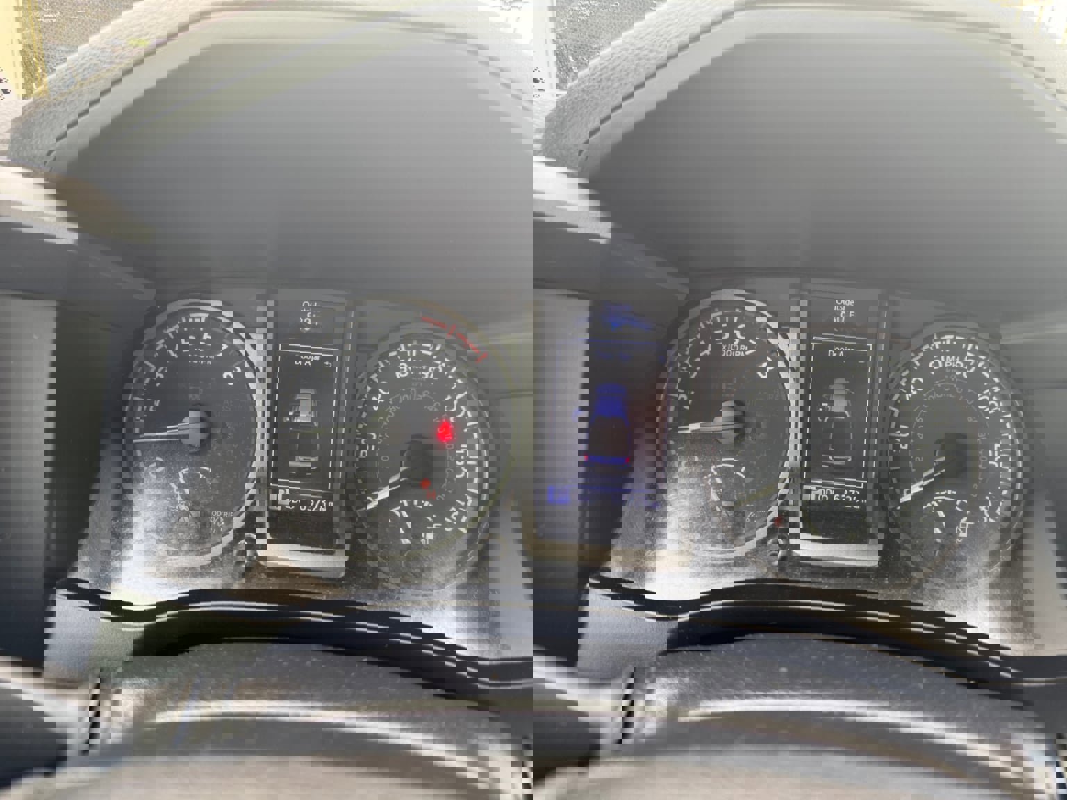 Used 2021 Toyota Tacoma TRD Off-Road image 14