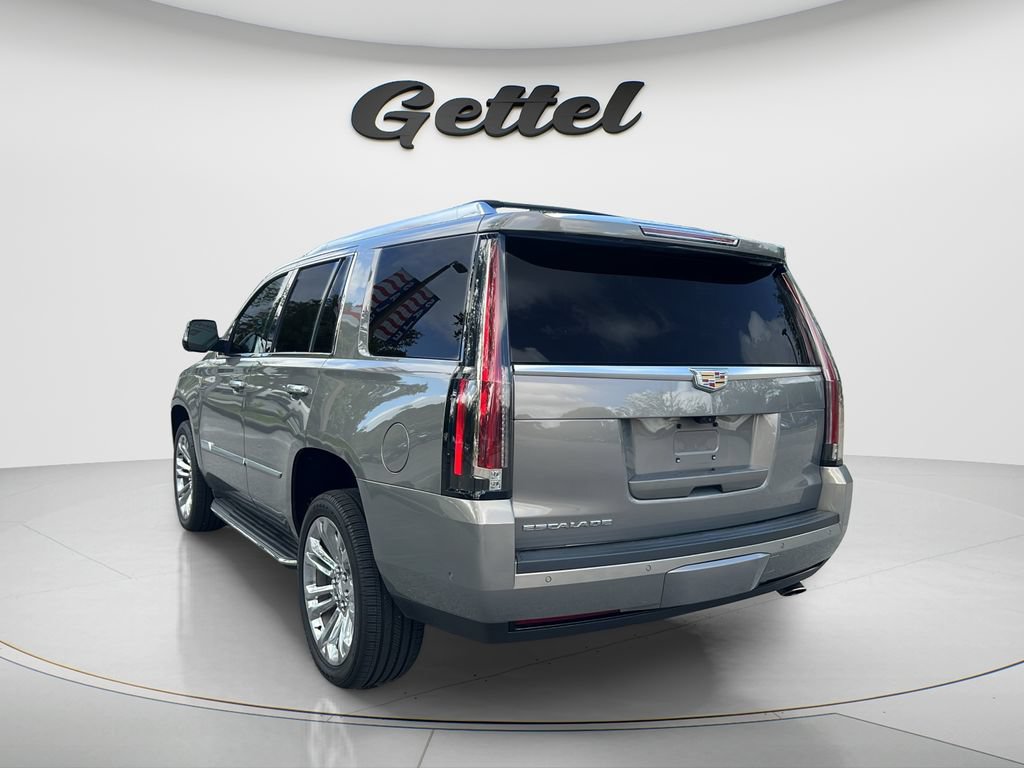 Used 2019 Cadillac Escalade Luxury w/ LPO, Radiant Package RWD image 7