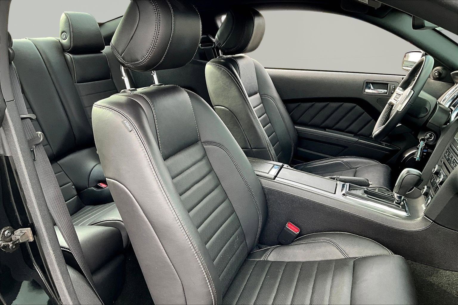 Used 2014 Ford Mustang GT Premium w/ Brembo Brake Package image 27