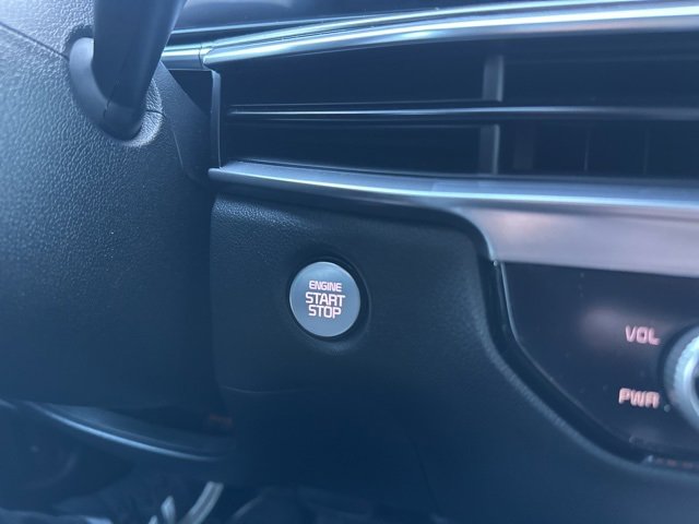 Used 2025 Kia Sorento EX w/ EX Panoramic Sunroof Package image 14