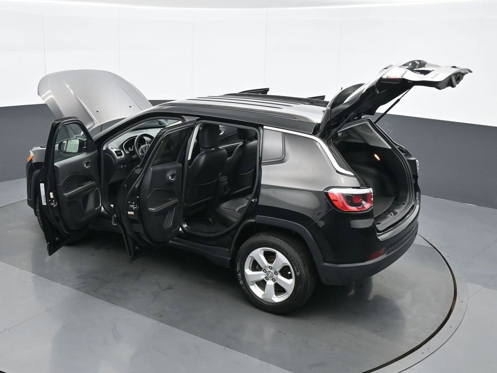 Used 2018 Jeep Compass Latitude w/ Popular Equipment Group image 38