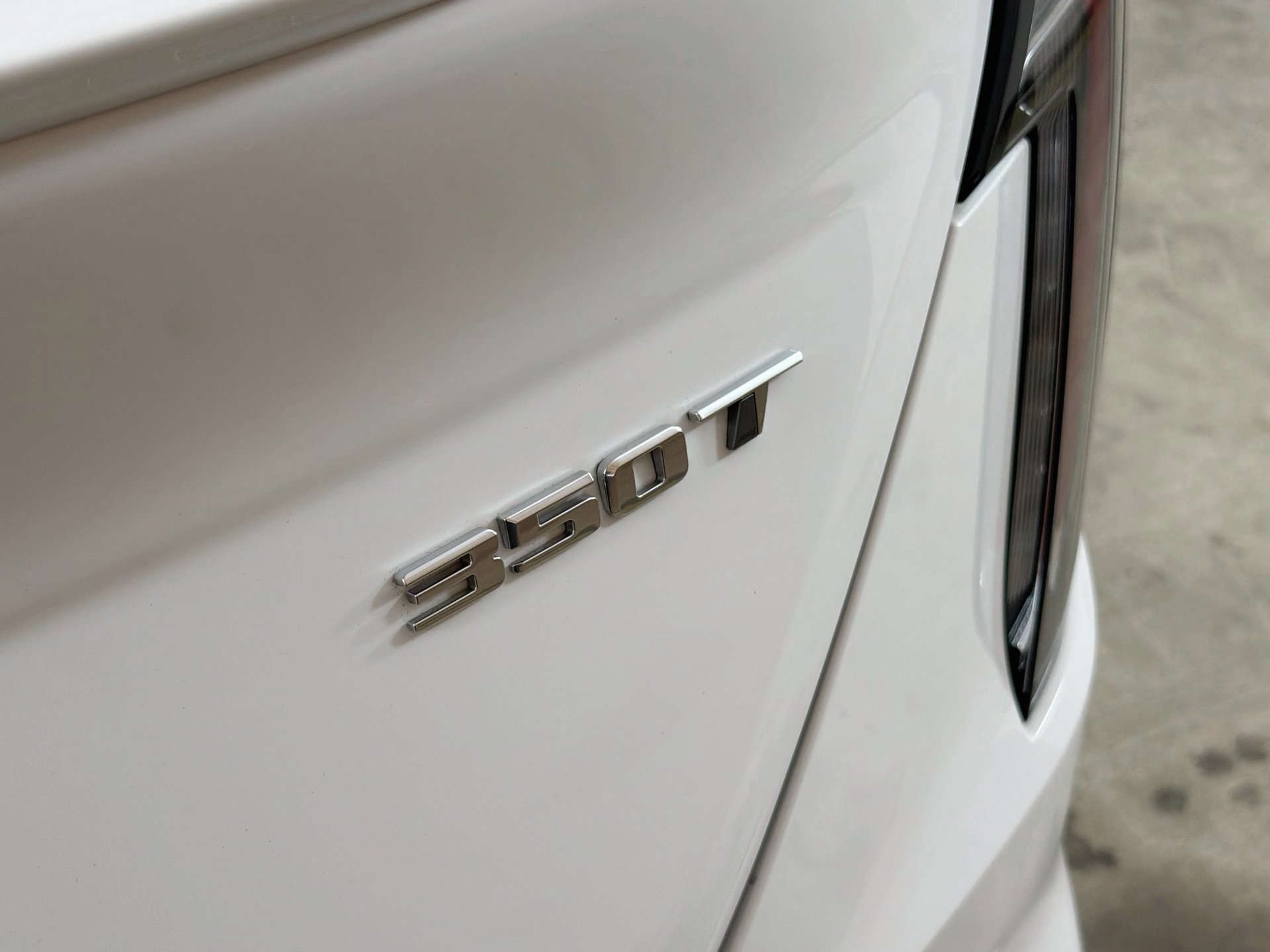Used 2023 Cadillac CT4 Sport RWD image 13