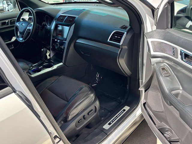 Used 2015 Ford Explorer Sport w/ Equipment Group 401A AWD/4WD image 36