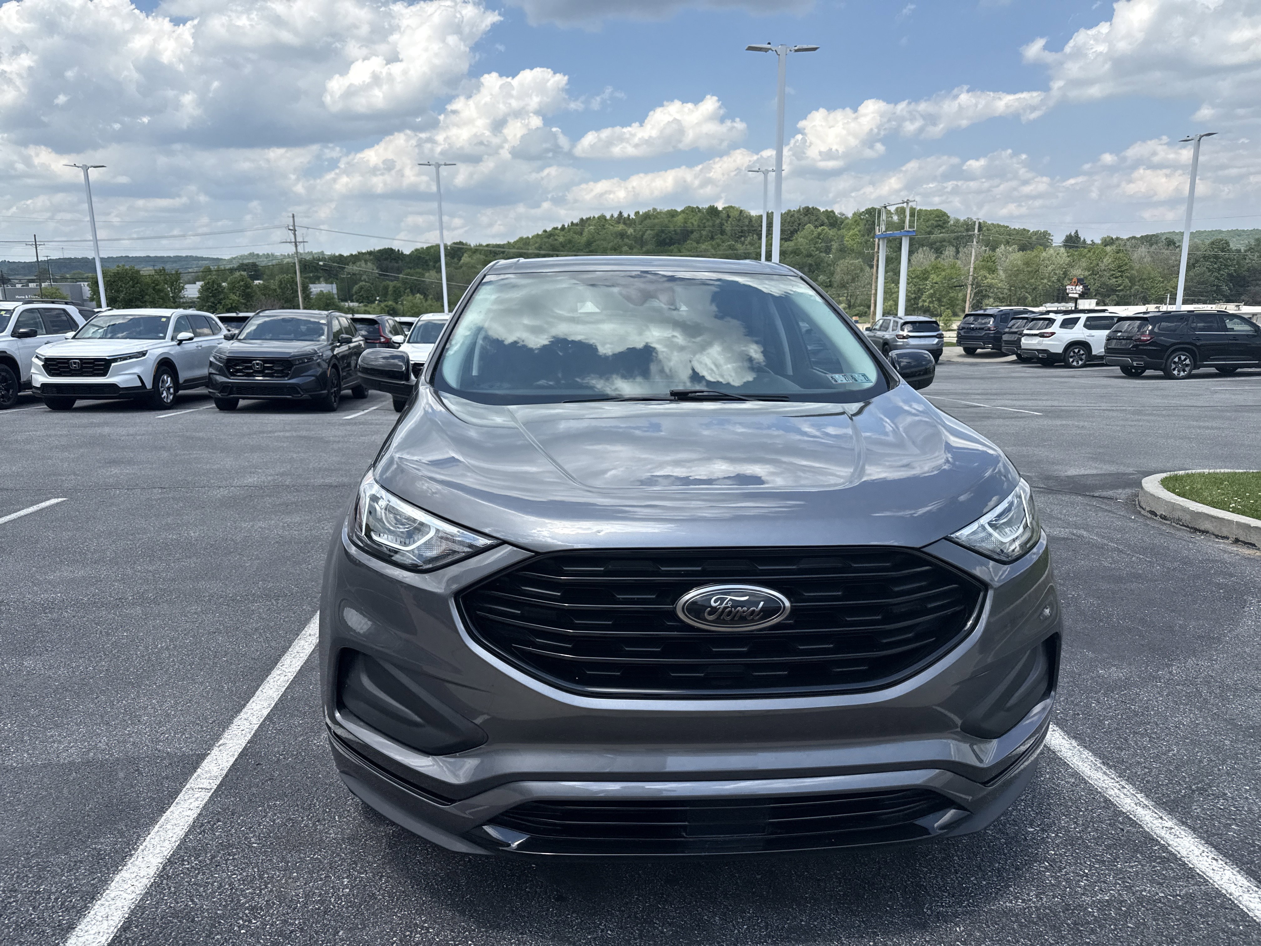 Used 2022 Ford Edge SE w/ Black Appearance Package AWD/4WD image 8