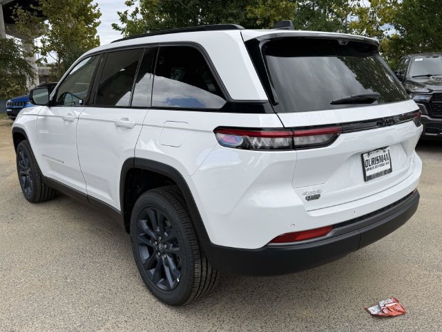 New 2026 Jeep Grand Cherokee Limited AWD/4WD image 4