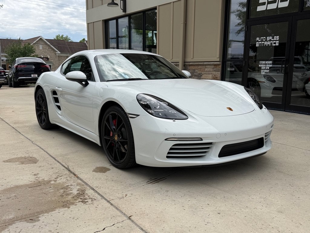 Used 2024 Porsche 718 Cayman S RWD image 3