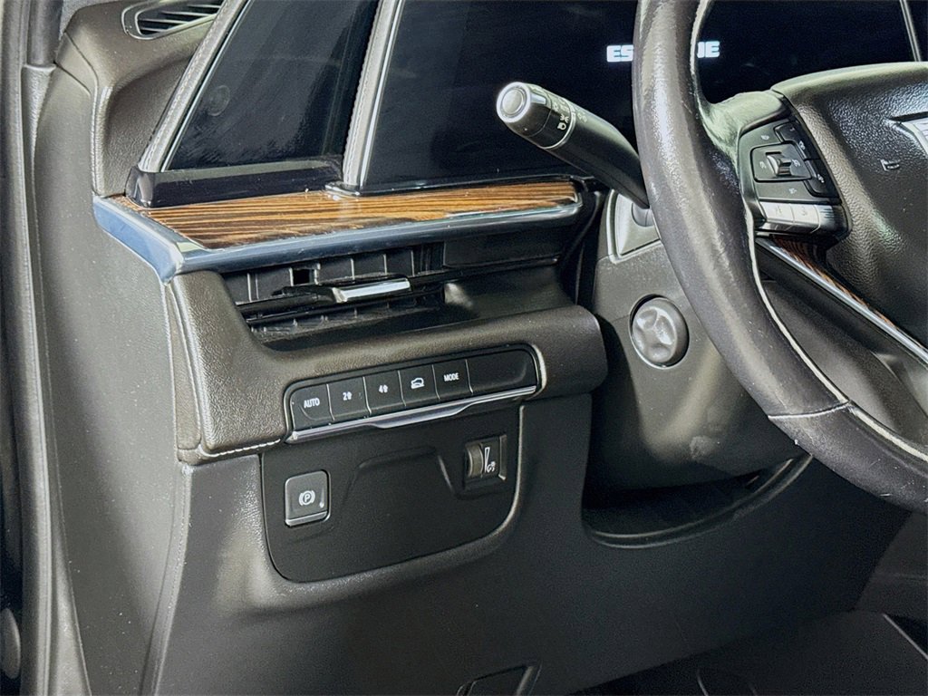 Used 2021 Cadillac Escalade ESV Premium Luxury image 8