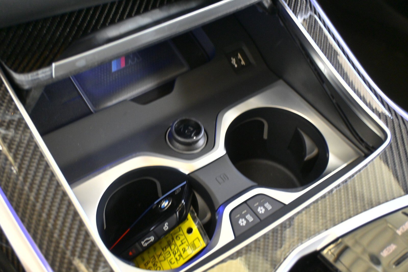 New 2025 BMW X7 M60i w/ Executive Package image 24