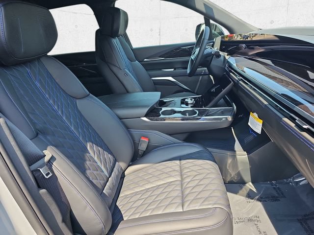 Used 2026 Cadillac Escalade IQ Sport 1 w/ LPO, ONYX Package AWD/4WD image 10