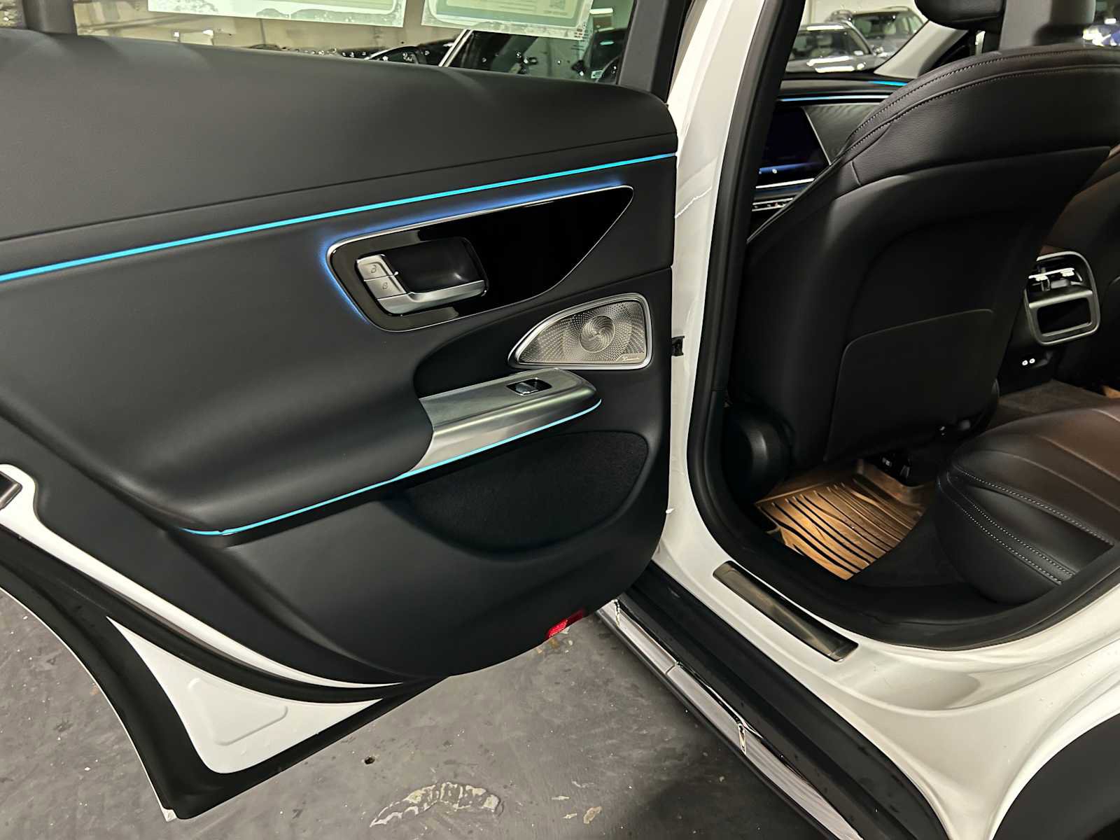 Certified 2026 Mercedes-Benz E 450 4MATIC All-Terrain Wagon image 18