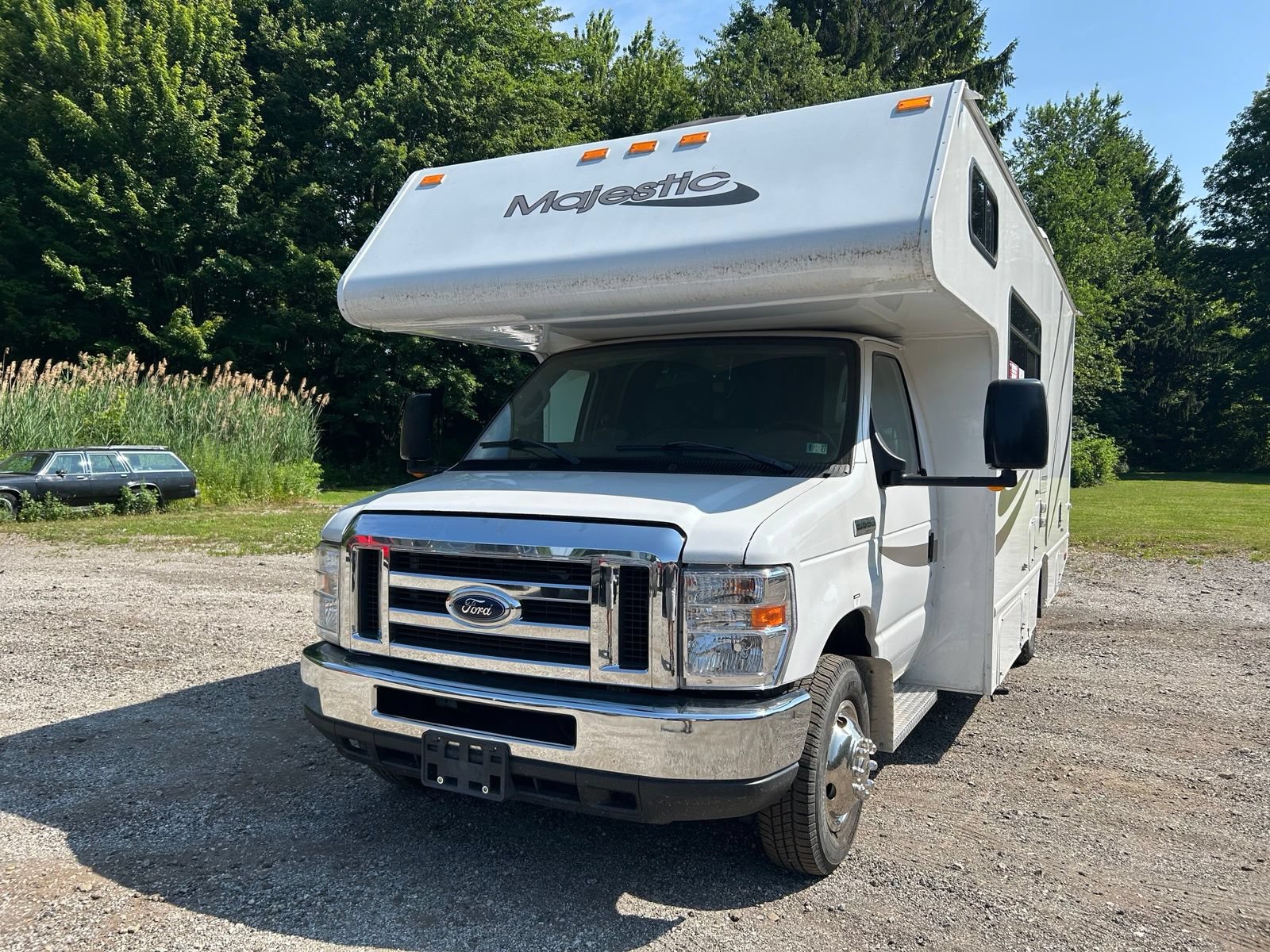 Used 2017 Ford E-350 and Econoline 350 Super Duty w/ Motorhome Prep Package RWD image 32