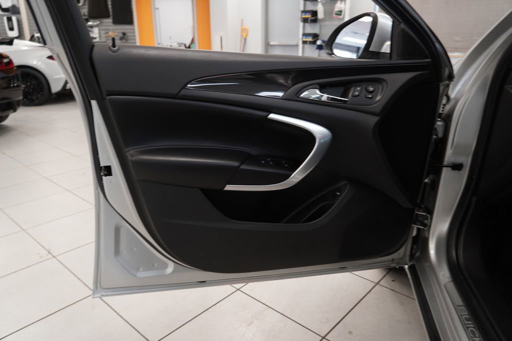 Used 2016 Buick Regal FWD image 6