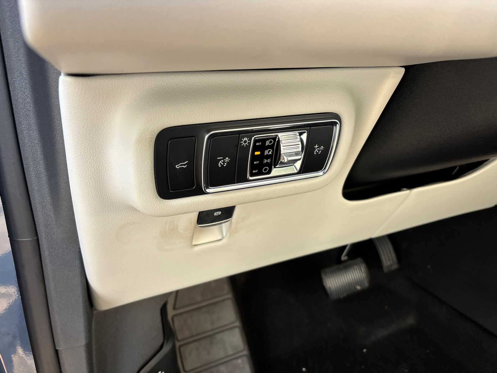 New 2026 Lincoln Nautilus Reserve AWD/4WD image 14