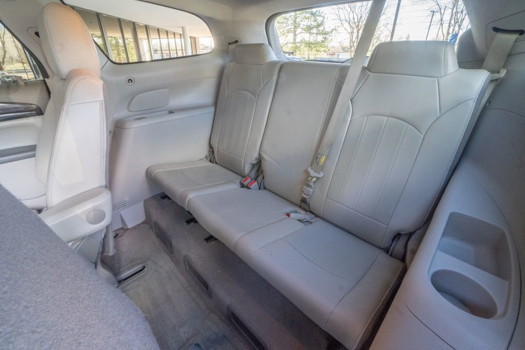 Used 2017 Buick Enclave Leather w/ Trailering Package image 20