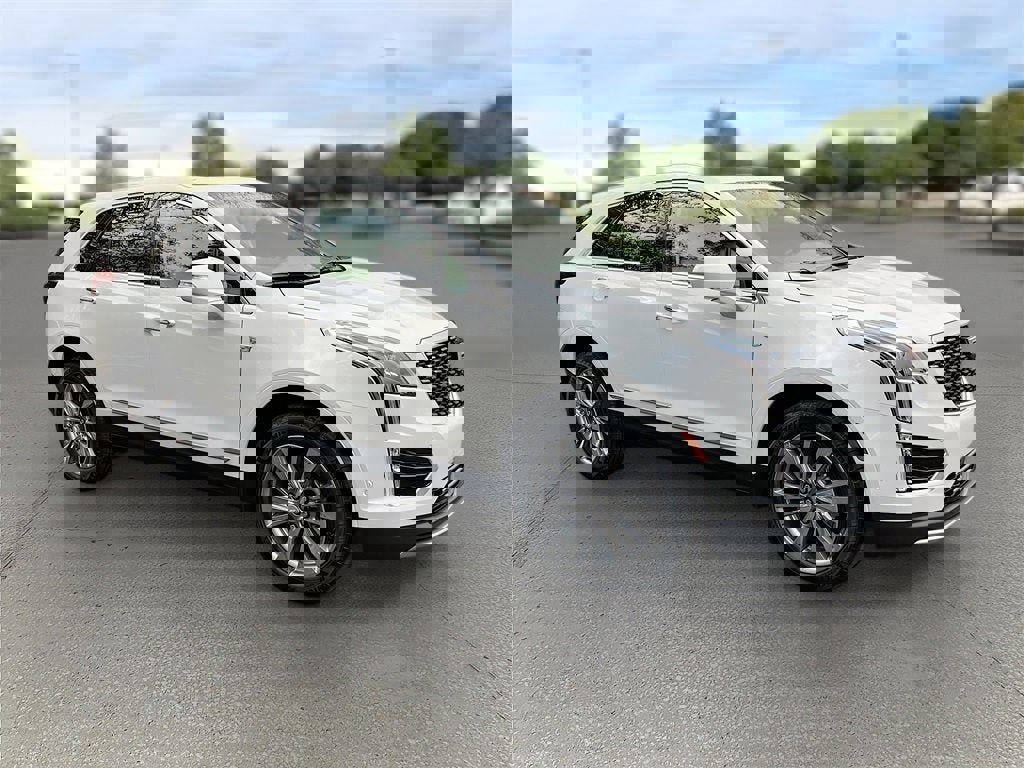 New 2026 Cadillac XT5 Premium Luxury w/ Driver Assist Package