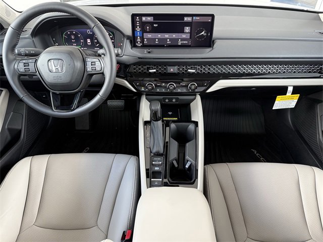 Used 2024 Honda Accord Touring image 17