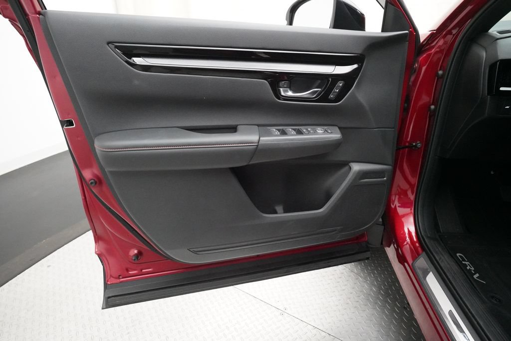 Certified 2026 Honda CR-V Sport Touring image 27