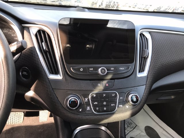 Used 2024 Chevrolet Malibu LT FWD image 7