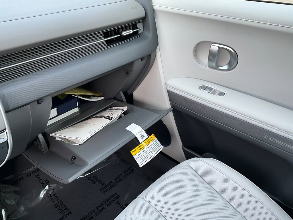 Used 2024 Hyundai Ioniq 5 Limited image 36