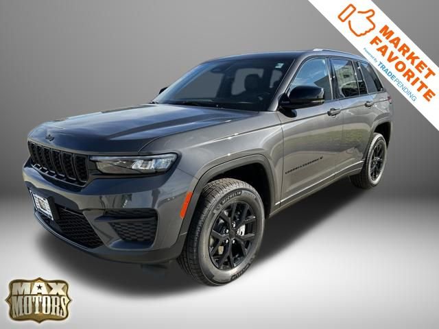 New 2025 Jeep Grand Cherokee Altitude image 1