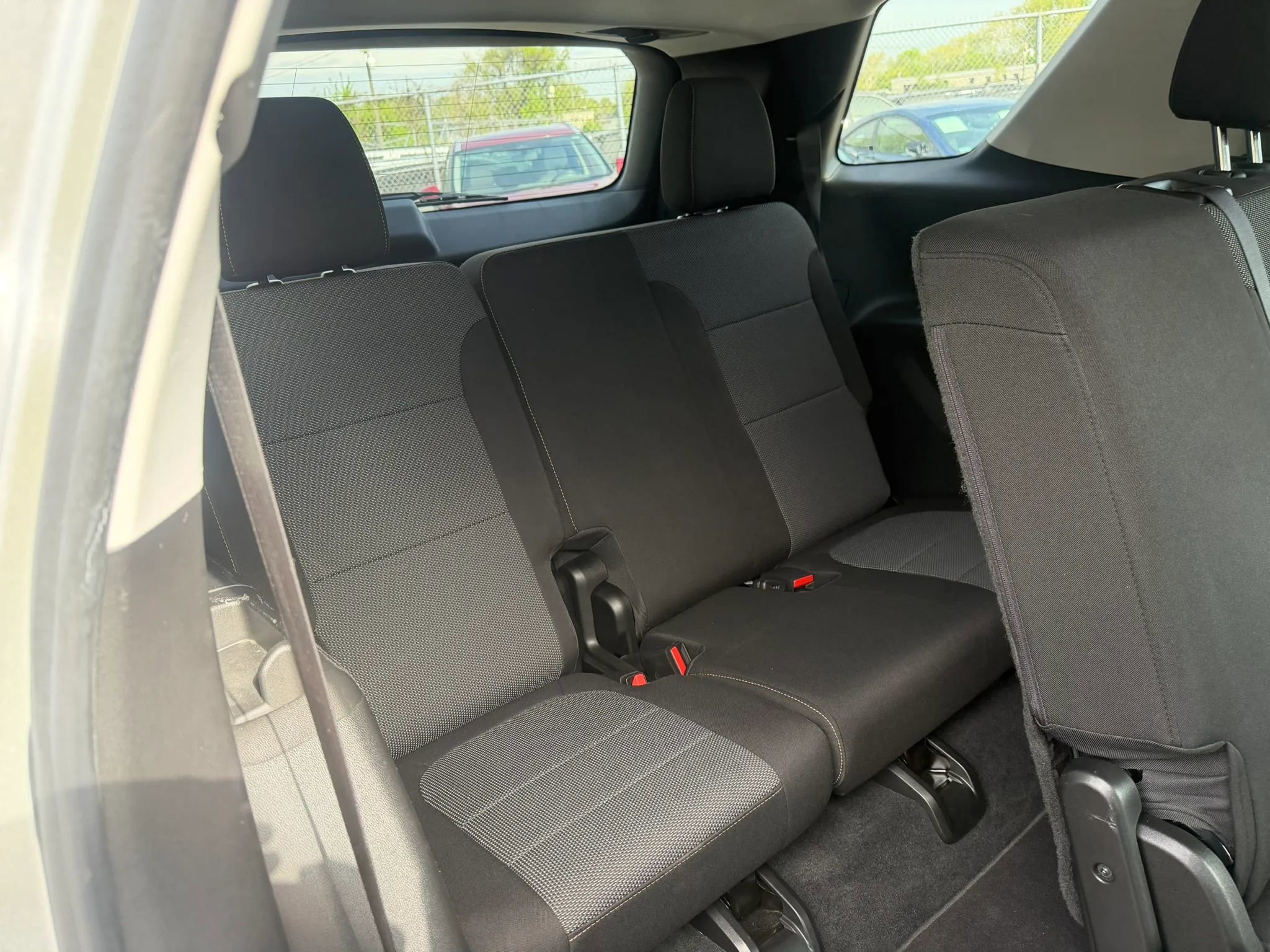 Used 2020 Chevrolet Traverse LS AWD/4WD image 28
