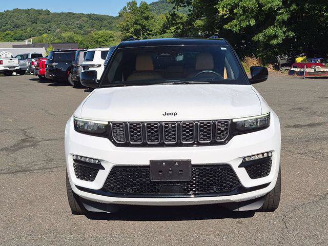 Certified 2024 Jeep Grand Cherokee Summit AWD/4WD image 2