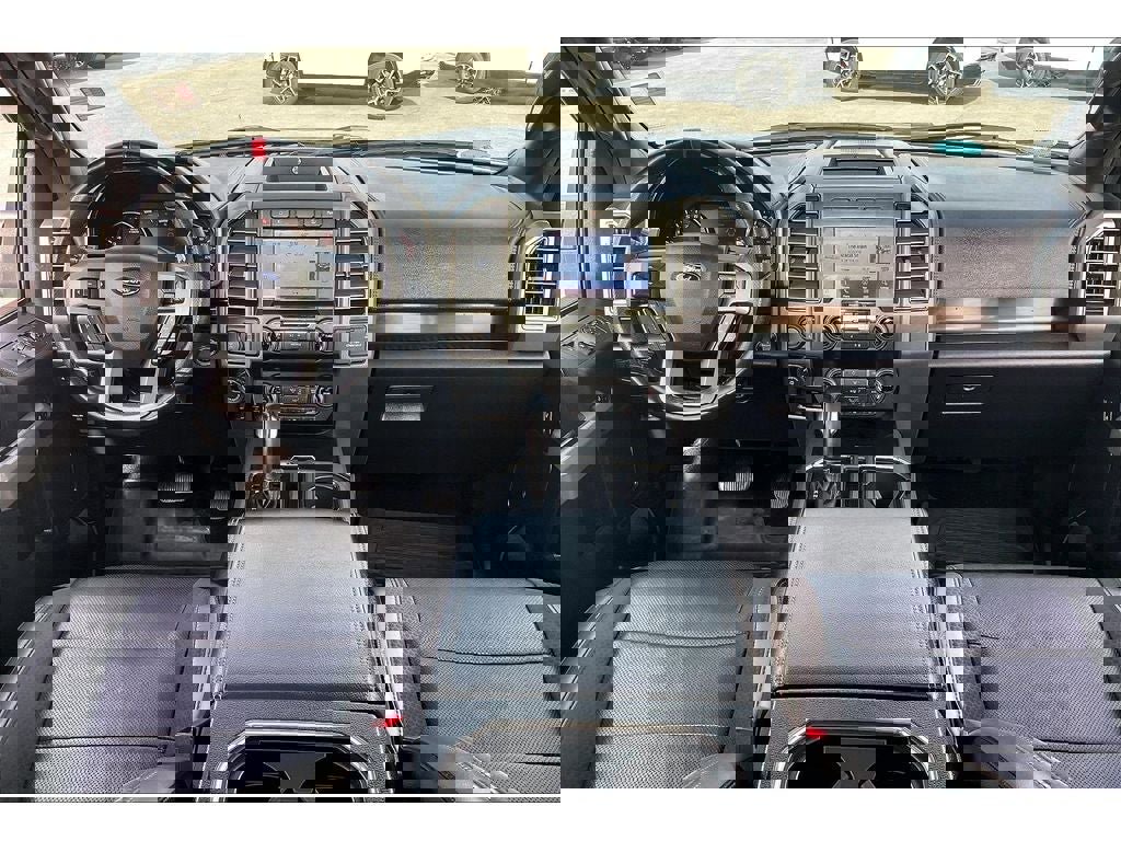 Used 2019 Ford F150 Raptor w/ Equipment Group 802A Luxury image 17