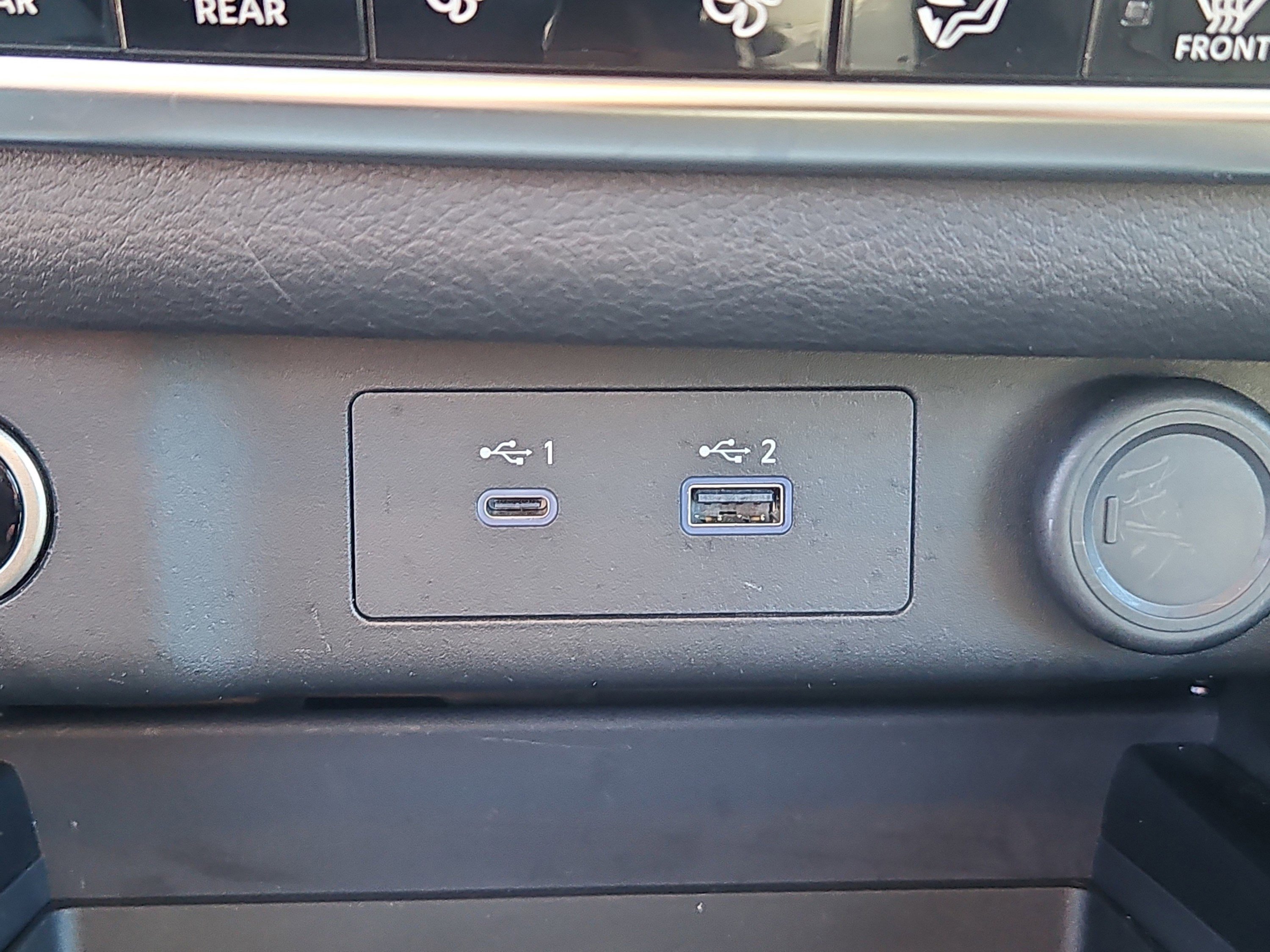 Used 2023 Nissan Rogue SL w/ SL Premium Package image 11