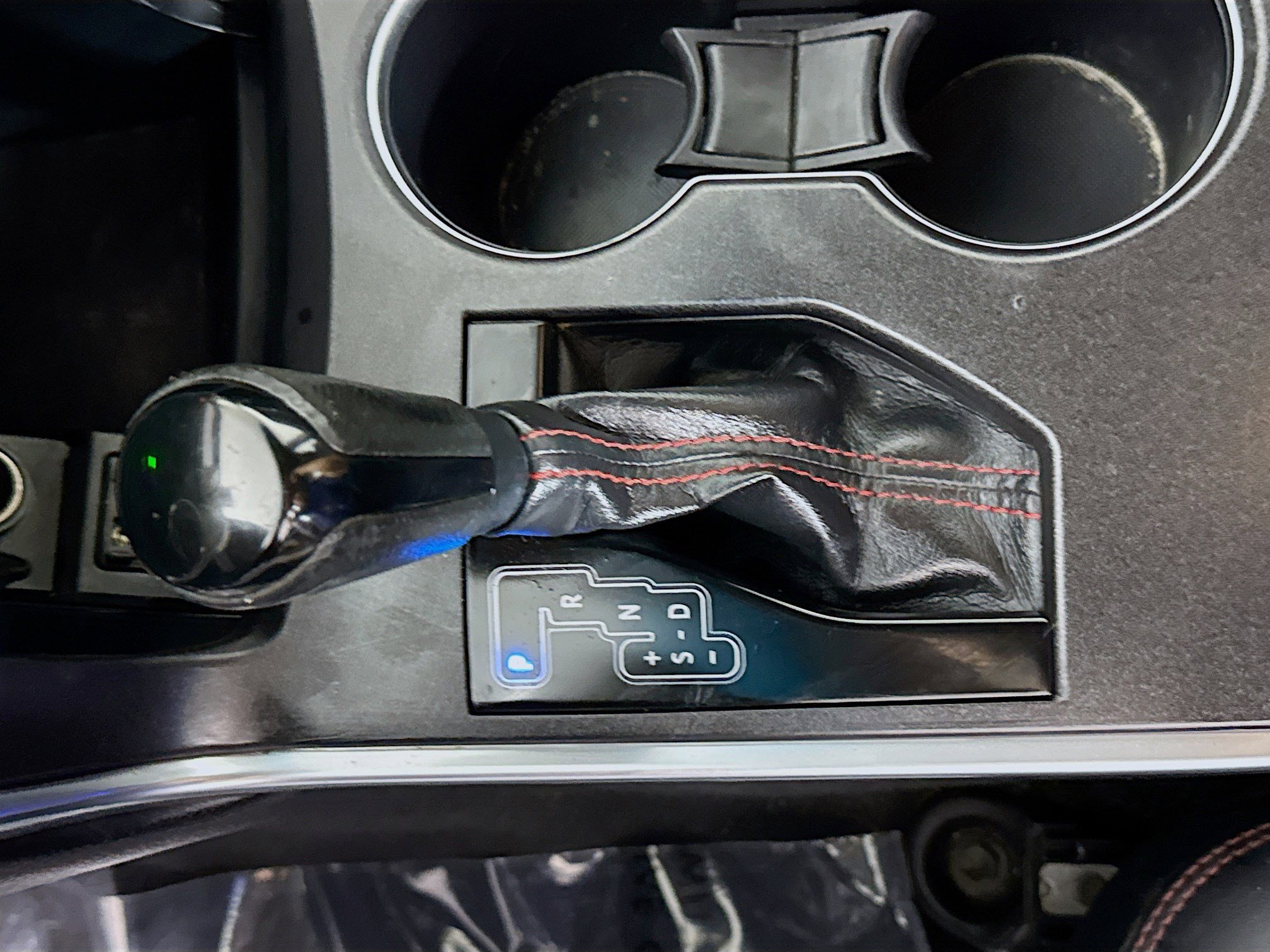 Used 2016 Toyota Camry SE image 20