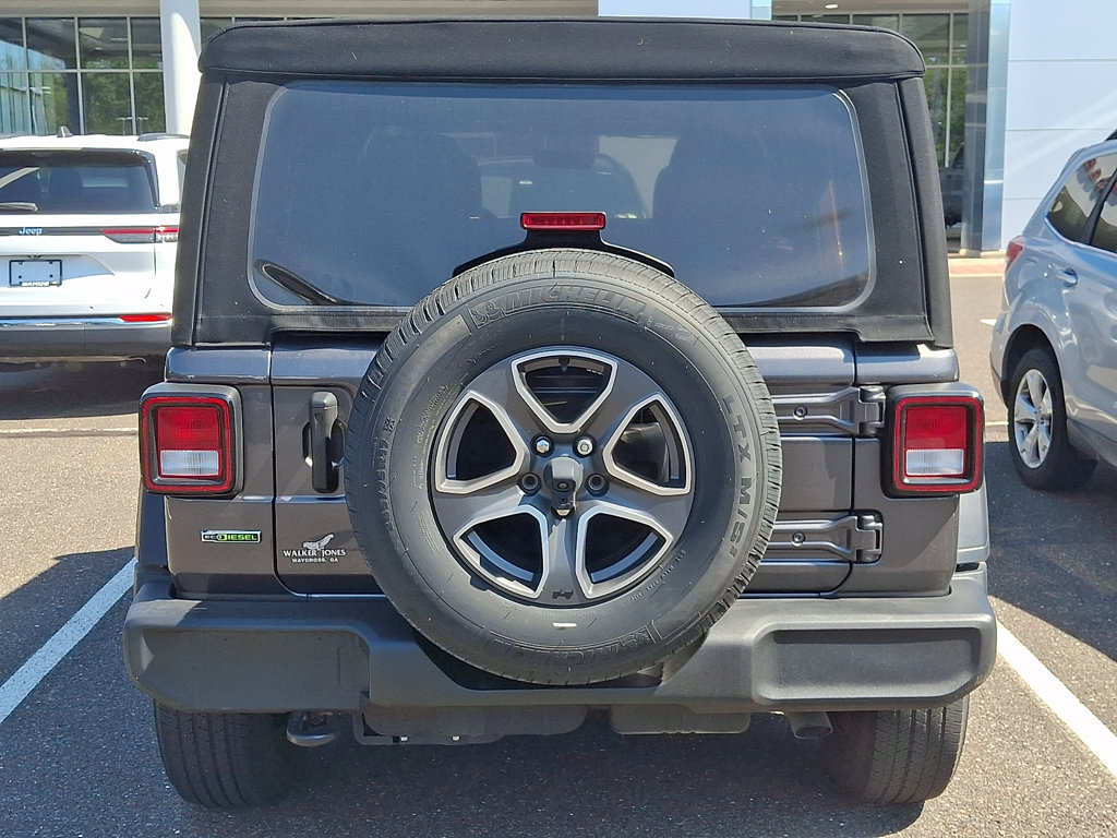 Used 2021 Jeep Wrangler Unlimited Sport AWD/4WD image 6