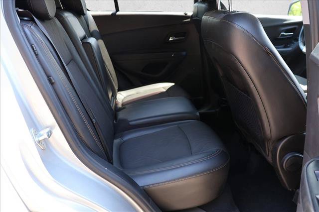 Used 2019 Chevrolet Trax LT w/ Driver Confidence Package AWD/4WD image 25