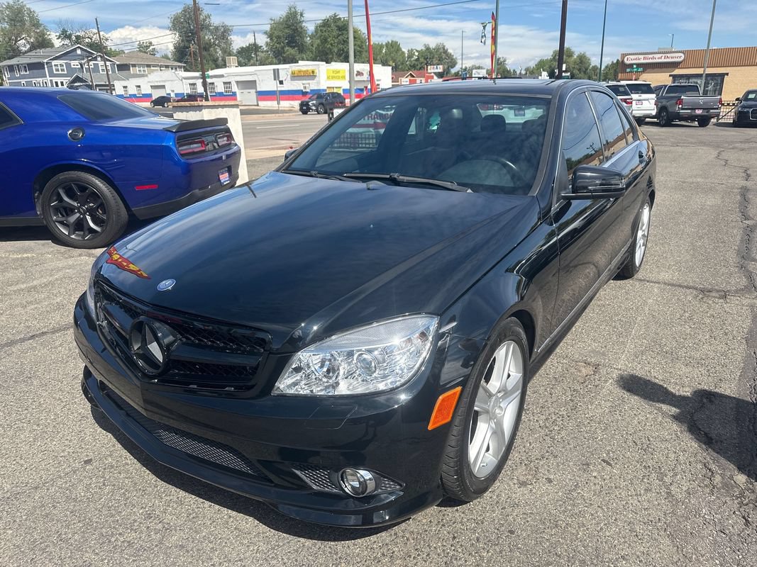Used 2010 Mercedes-Benz C 300 Sedan image 2