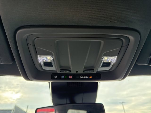 Used 2023 Chevrolet Silverado 1500 LT image 19