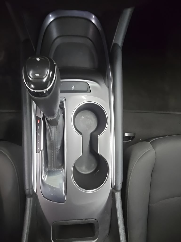 Used 2018 Chevrolet Malibu LT FWD image 33