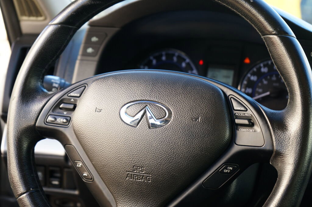 Used 2012 INFINITI G25 Journey image 15