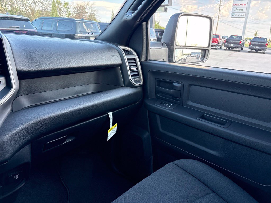 New 2027 RAM 3500 Tradesman AWD/4WD image 6