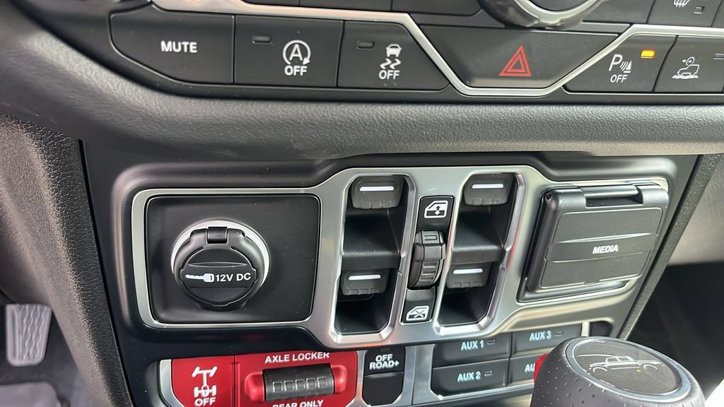 New 2026 Jeep Gladiator Mojave AWD/4WD image 15