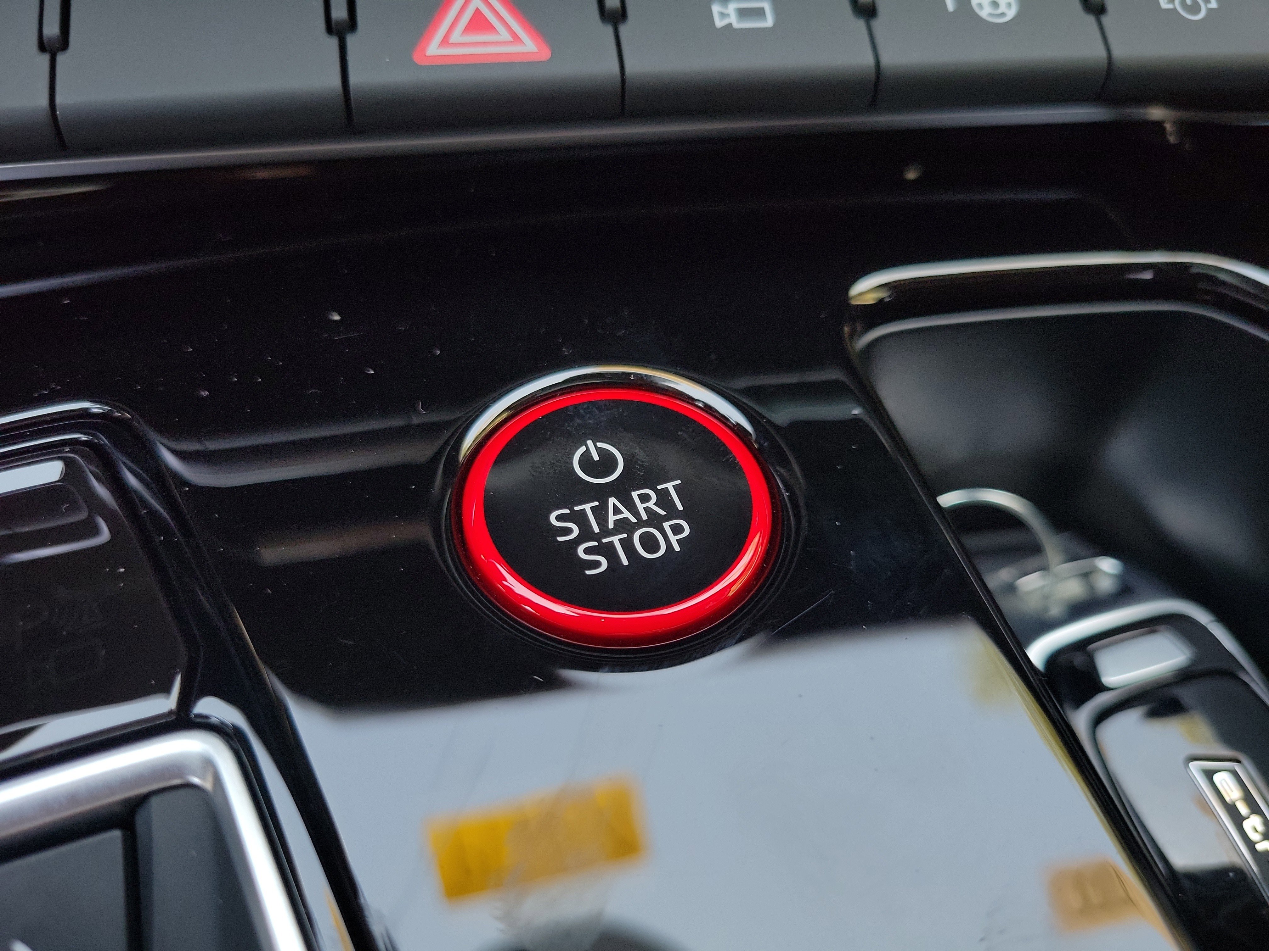 Used 2023 Audi e-tron GT Prestige w/ Prestige Package AWD/4WD image 34