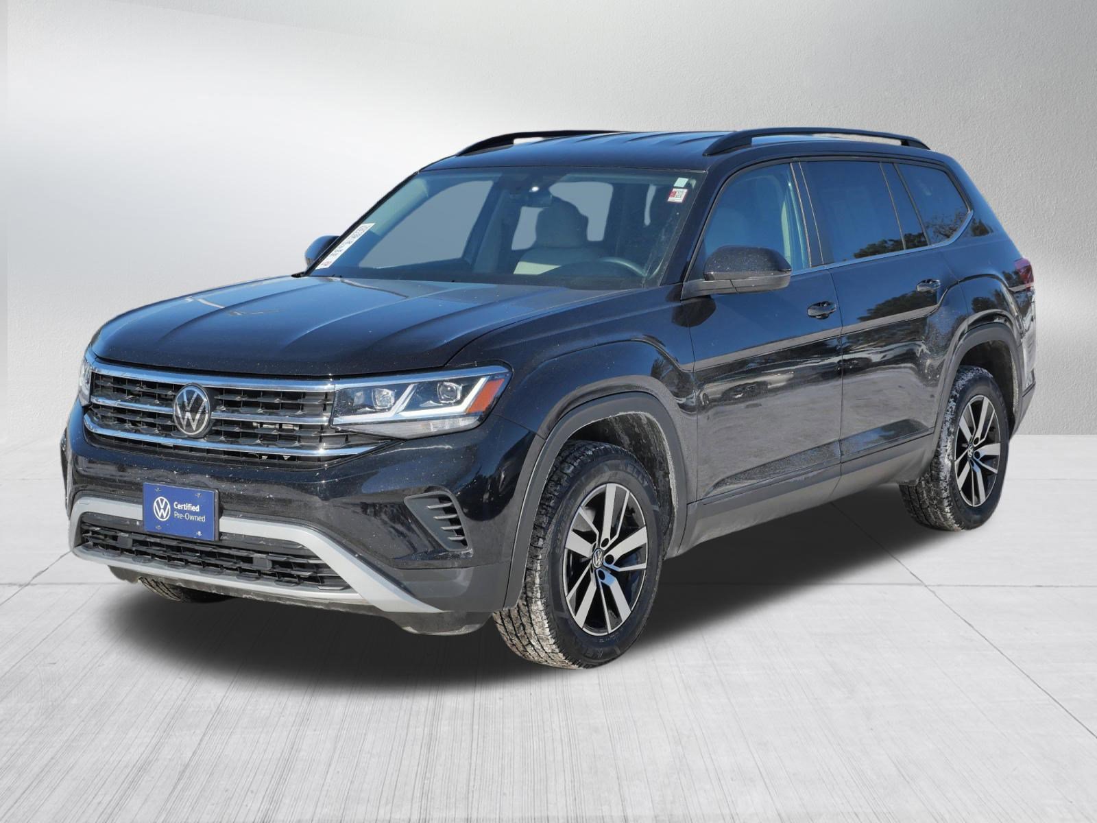Used 2022 Volkswagen Atlas SE image 3
