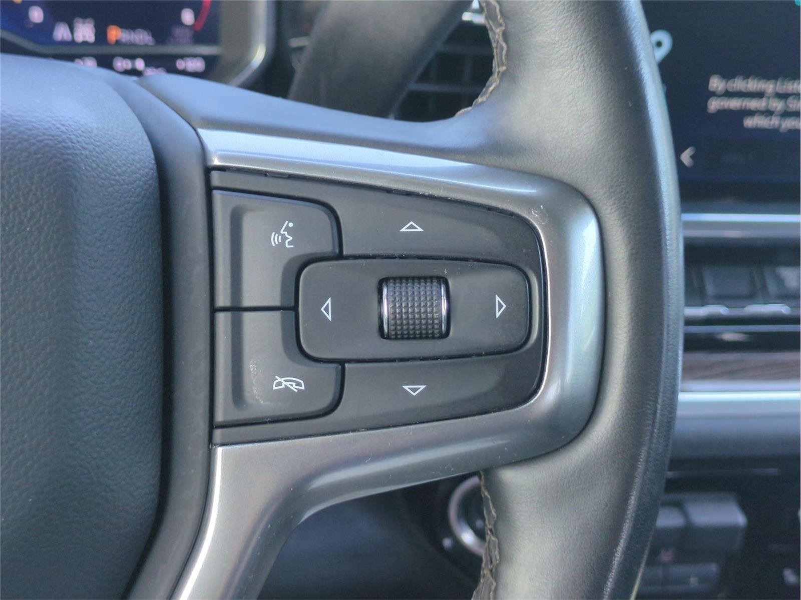 Used 2025 Chevrolet Silverado 2500 LT w/ Convenience Package AWD/4WD image 18