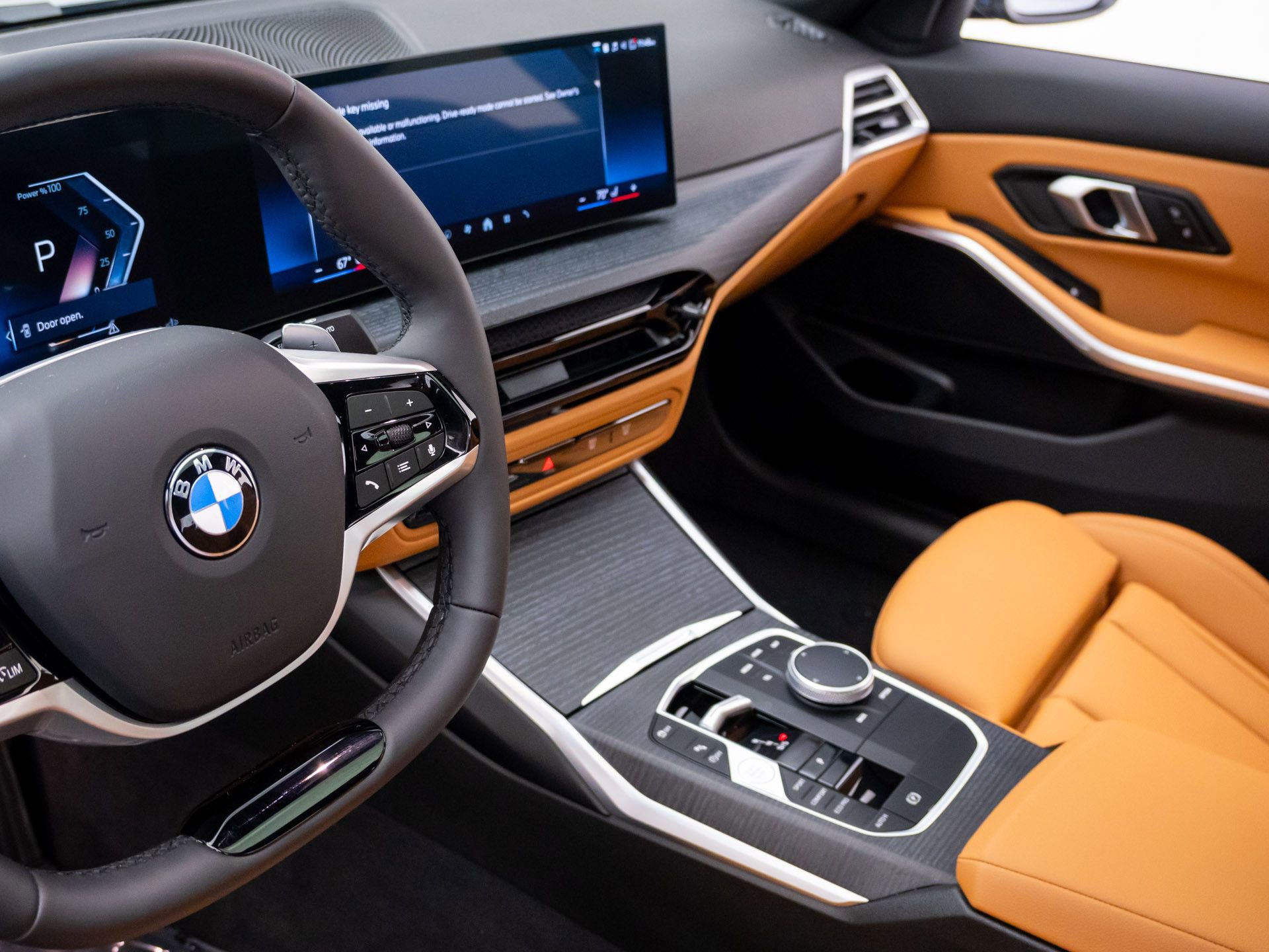 Certified 2025 BMW 330i xDrive Sedan AWD/4WD image 13