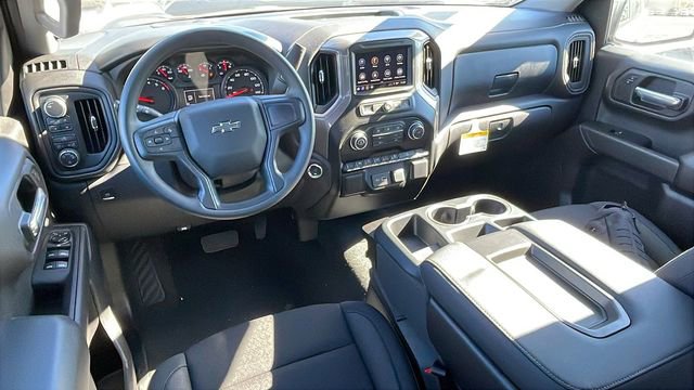 New 2026 Chevrolet Silverado 1500 Custom Trail Boss w/ LPO, Dark Essentials Package image 17