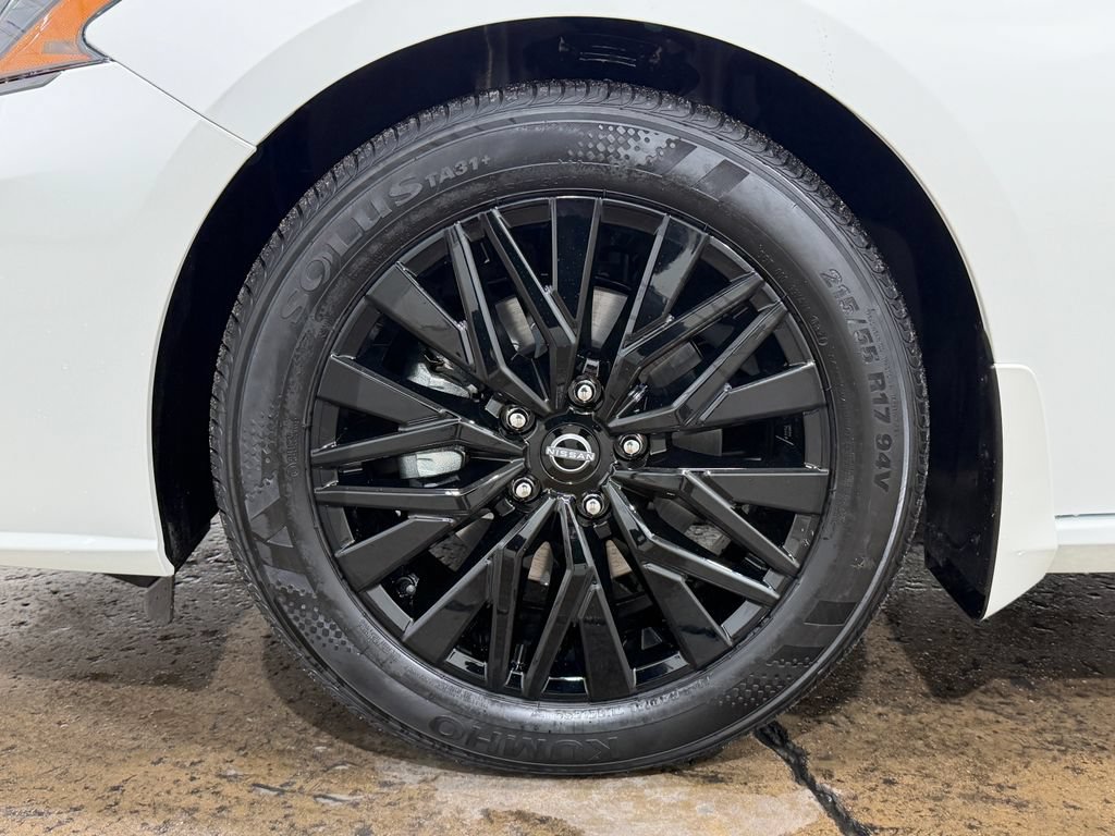 New 2026 Nissan Altima 2.5 SV w/ SV Special Edition Package FWD image 10