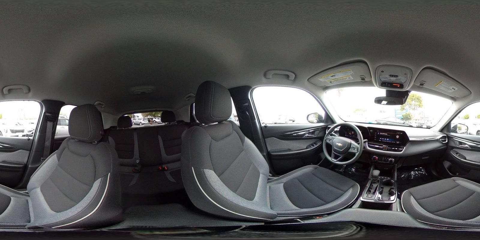 Used 2025 Chevrolet TrailBlazer LT FWD image 43