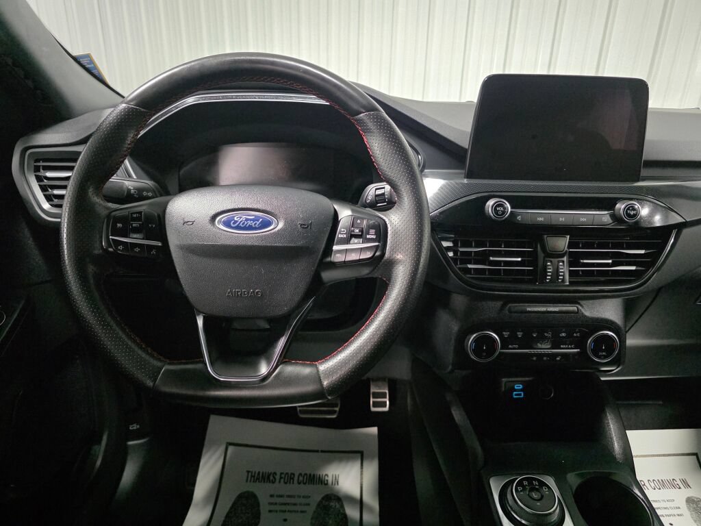Used 2023 Ford Escape ST-Line Select AWD/4WD image 8