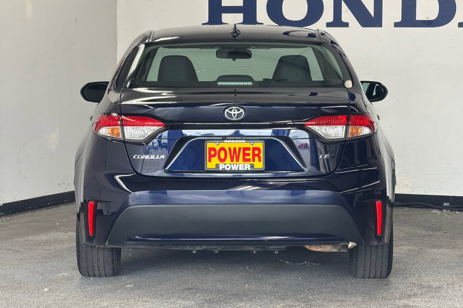 Used 2020 Toyota Corolla LE FWD image 4