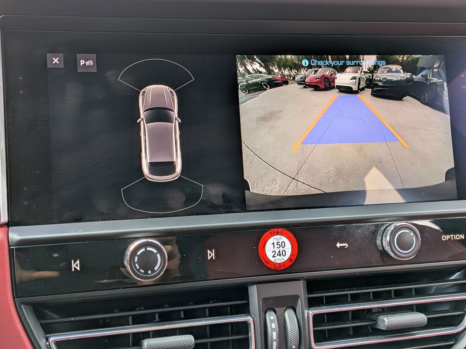 Certified 2024 Porsche Macan image 20