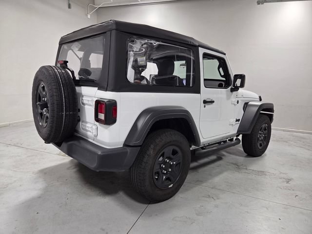 Used 2025 Jeep Wrangler Sport AWD/4WD image 11